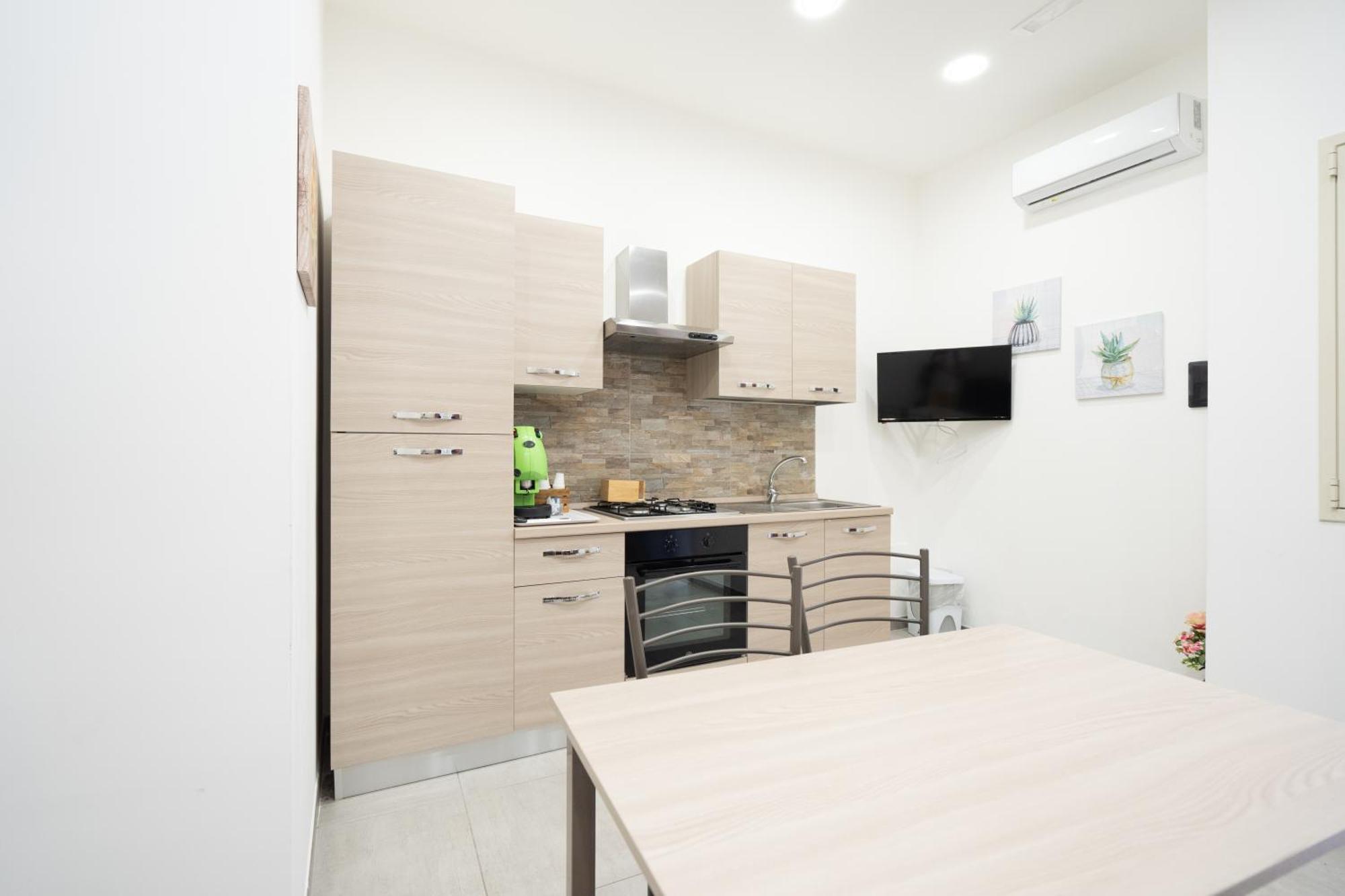 Casa Vacanza Serafino Apartment คาตาเนีย ภายนอก รูปภาพ