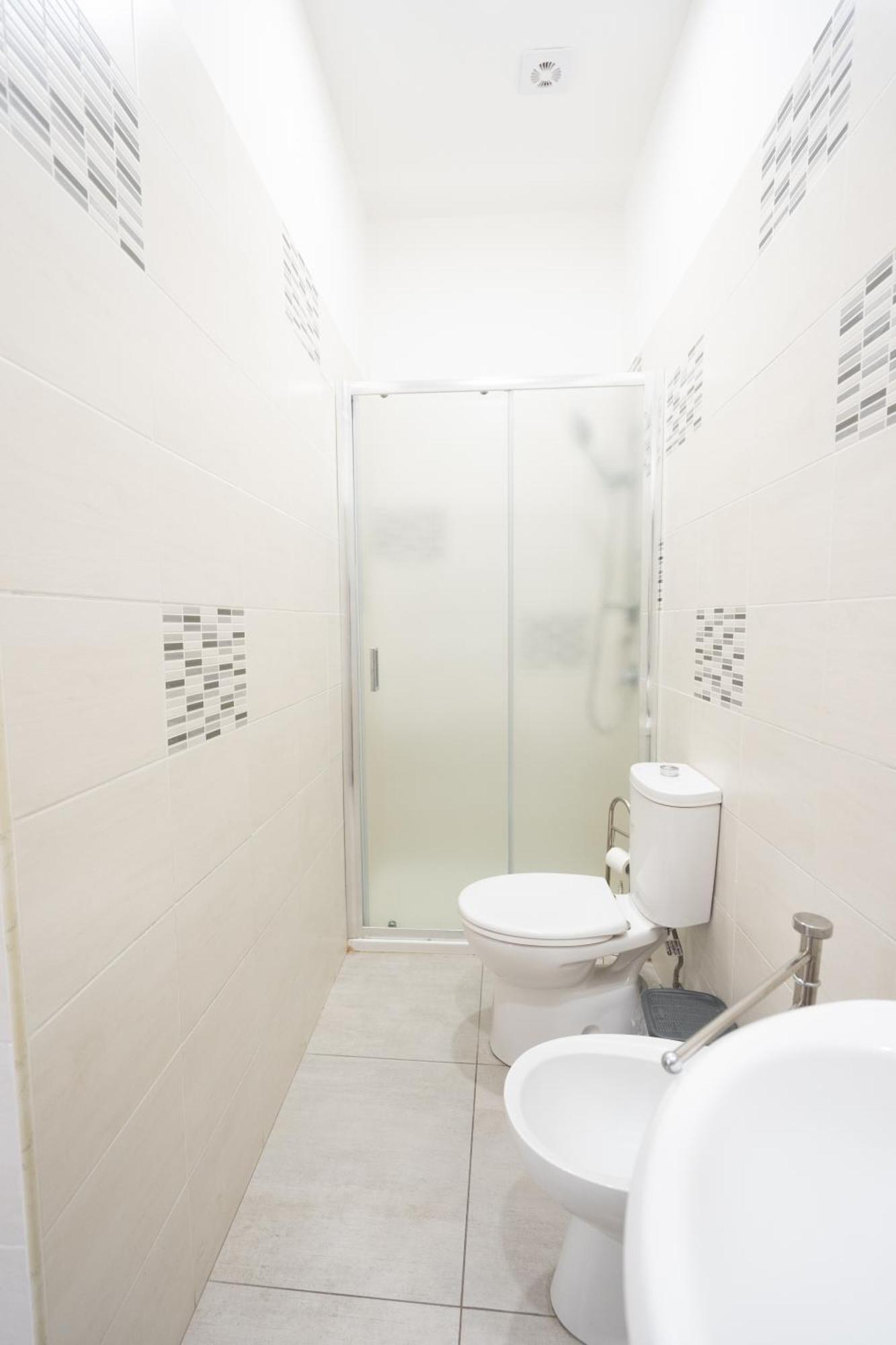 Casa Vacanza Serafino Apartment คาตาเนีย ภายนอก รูปภาพ
