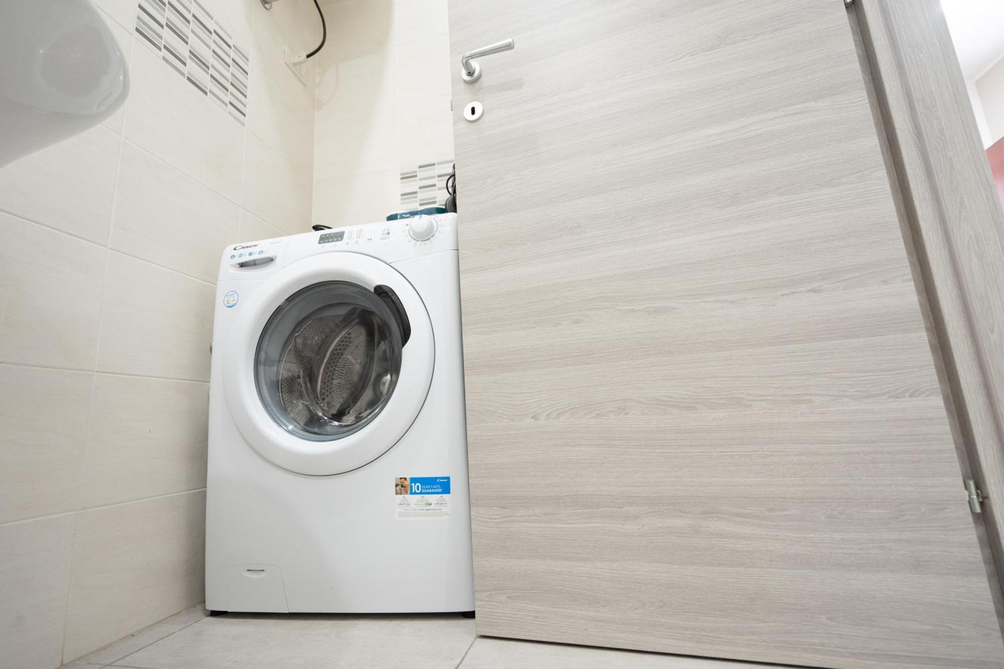 Casa Vacanza Serafino Apartment คาตาเนีย ภายนอก รูปภาพ